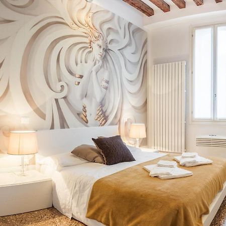 San Polo Design Apartments By Wonderful Italy Венеция Екстериор снимка