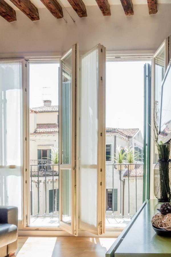 San Polo Design Apartments By Wonderful Italy Венеция Екстериор снимка