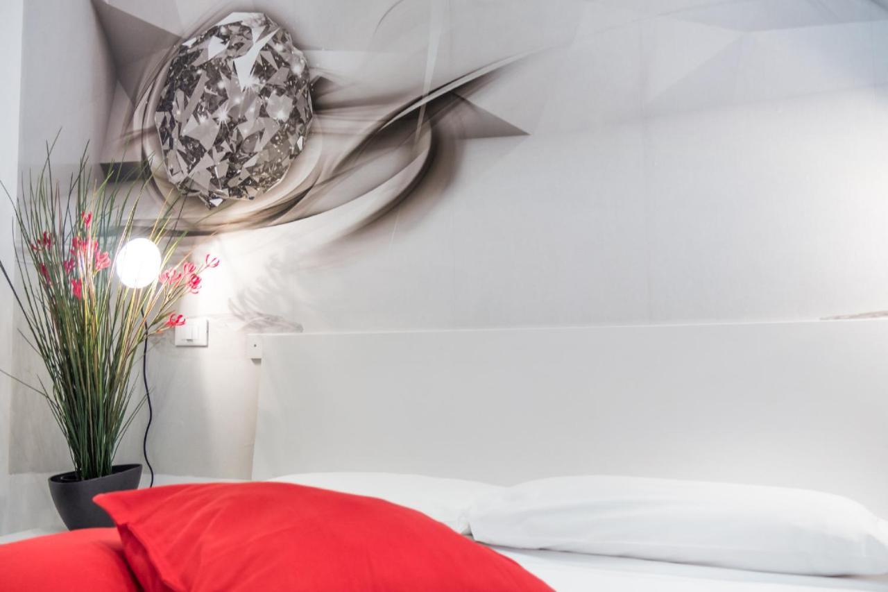 San Polo Design Apartments By Wonderful Italy Венеция Екстериор снимка